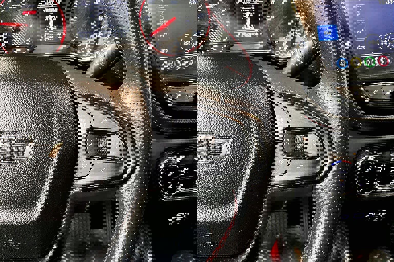 Used 2021 Chevrolet TrailBlazer RS w/ Sun and Liftgate Package image 24