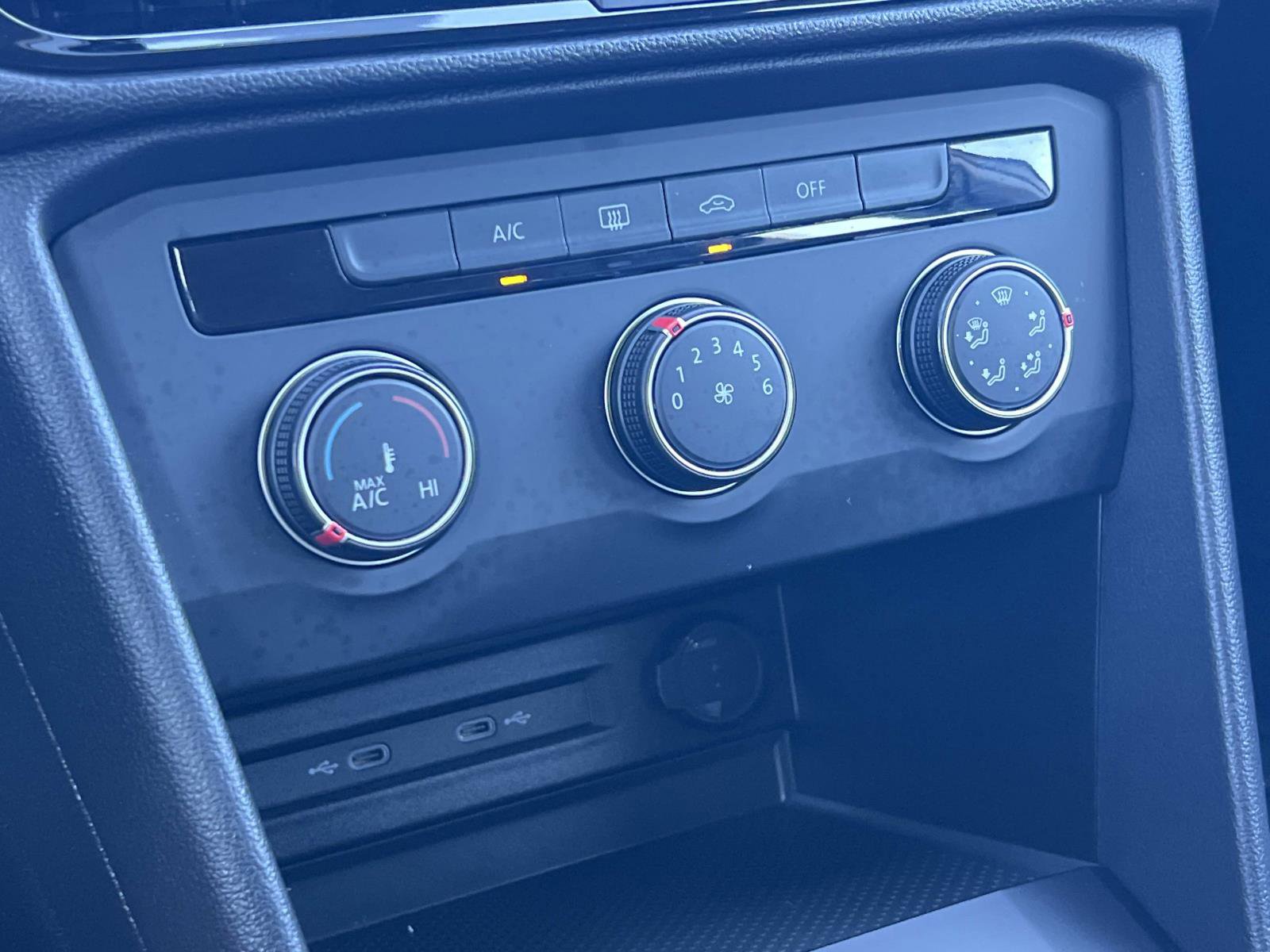 Certified 2022 Volkswagen Taos S image 15