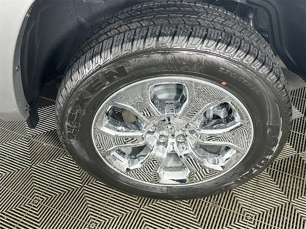 New 2025 RAM 1500 Big Horn image 16