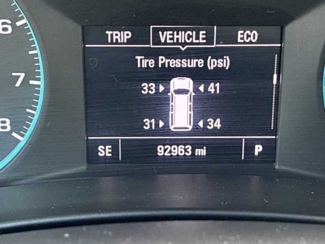 Used 2018 Chevrolet Equinox LS AWD/4WD image 28