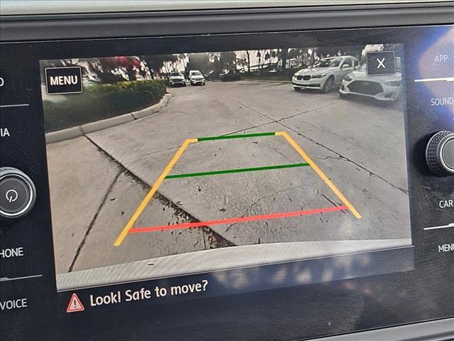 Used 2020 Volkswagen Atlas Cross Sport SE w/ Panoramic Sunroof Package image 13