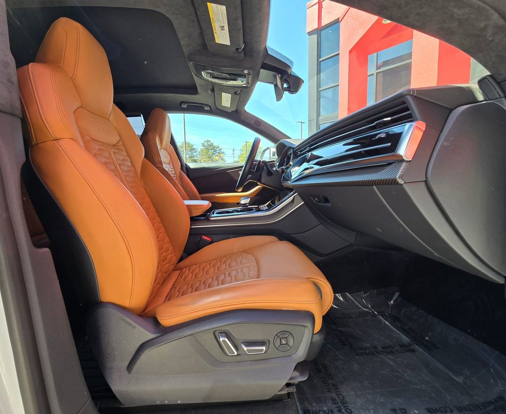 Used 2021 Audi RS Q8 image 27