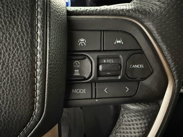 Used 2024 Toyota Tacoma TRD Sport AWD/4WD image 12
