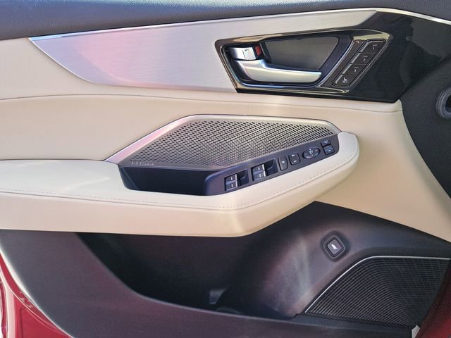 Certified 2023 Acura MDX FWD w/ Technology Package image 16