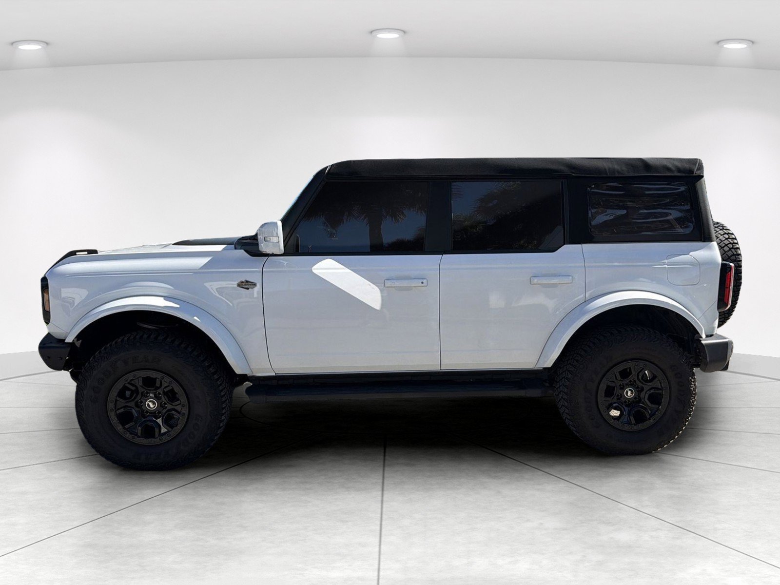 Used 2024 Ford Bronco Wildtrak AWD/4WD image 7