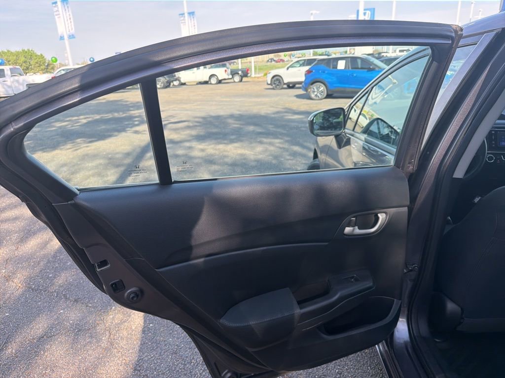 Used 2015 Honda Civic SE image 21