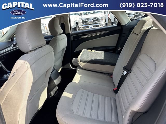 Used 2018 Ford Fusion S image 16