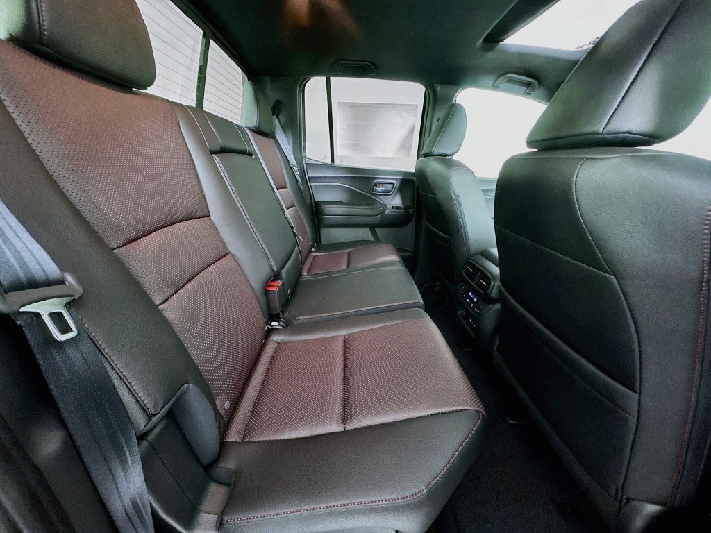 New 2026 Honda Ridgeline Black Edition image 37
