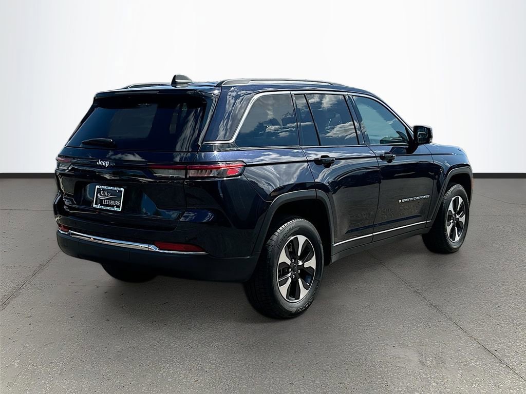 Used 2024 Jeep Grand Cherokee Limited 4xe image 7