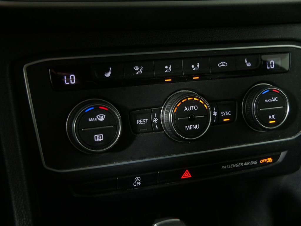 Used 2019 Volkswagen Atlas SE w/ Towing Package AWD/4WD image 22