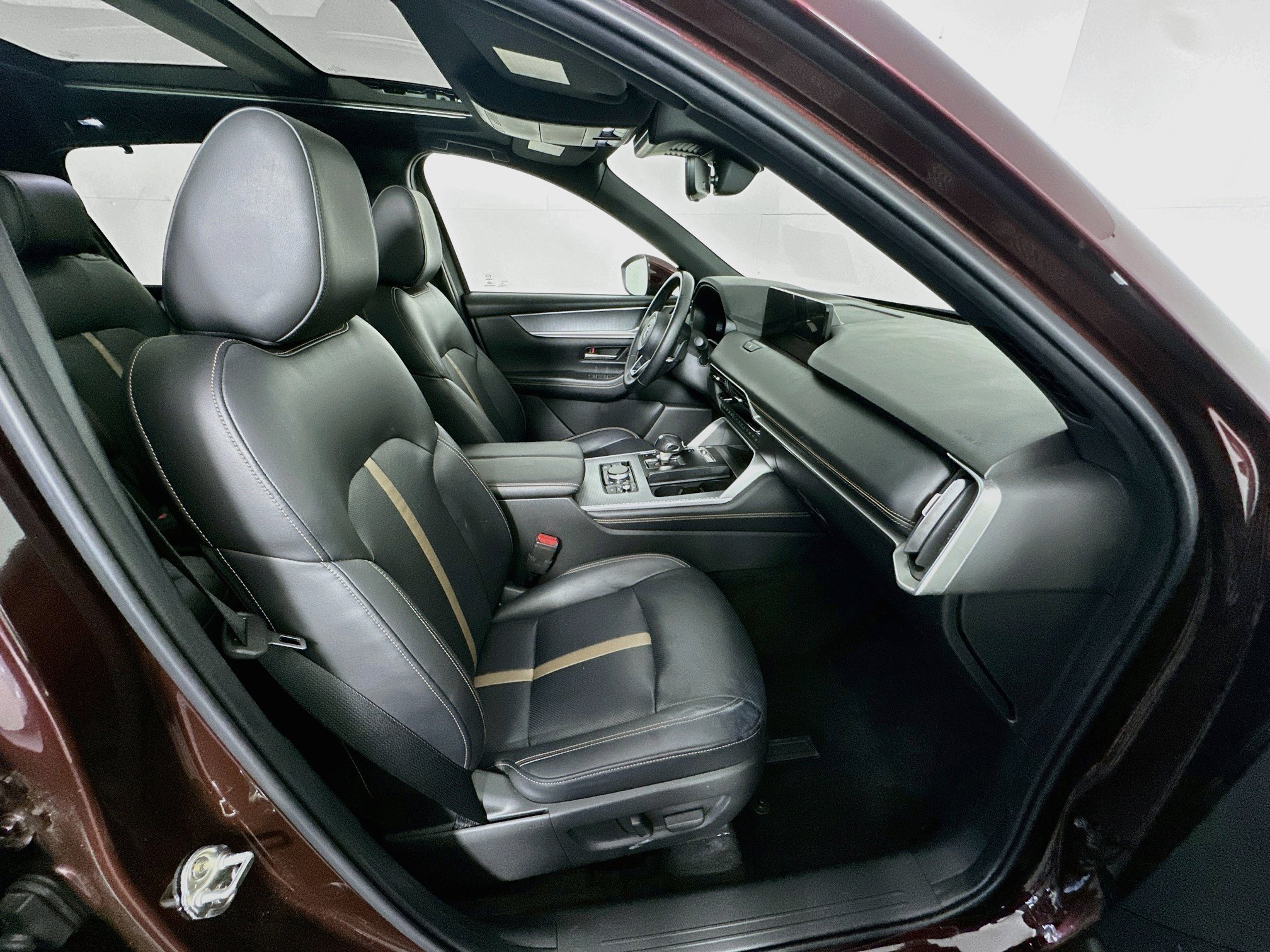 Used 2024 MAZDA CX-90 Plug-In Hybrid w/ Premium Plus AWD/4WD image 35