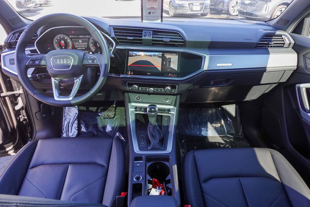 Used 2025 Audi Q3 2.0T Premium Plus w/ Premium Plus Package image 27