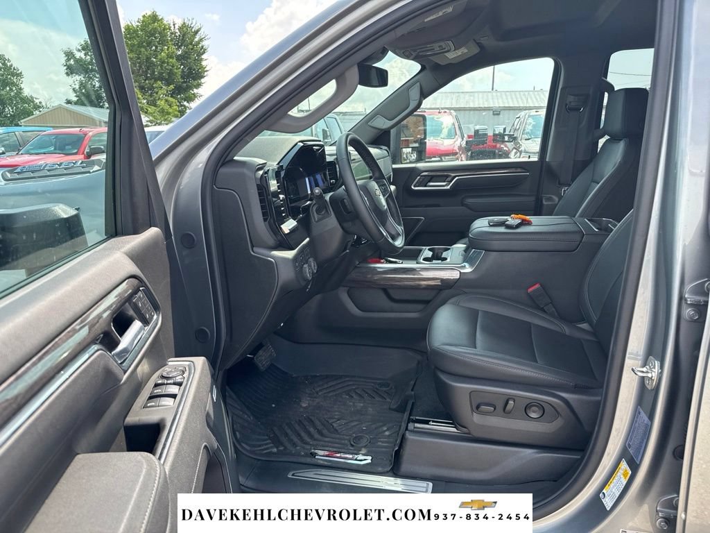 Certified 2025 Chevrolet Silverado 2500 LTZ w/ LTZ Plus Package AWD/4WD image 16