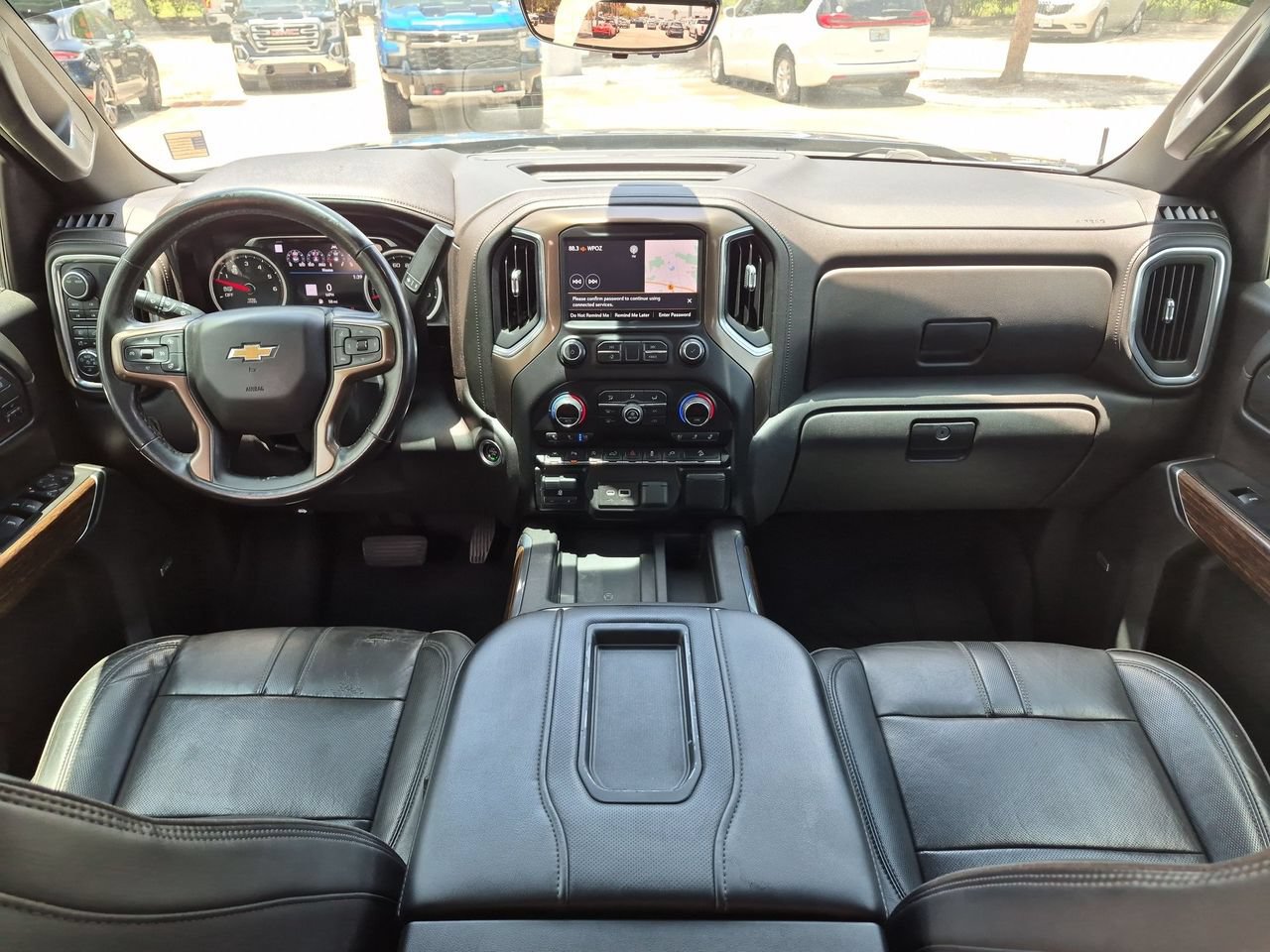 Used 2020 Chevrolet Silverado 1500 High Country w/ Technology Package AWD/4WD image 20