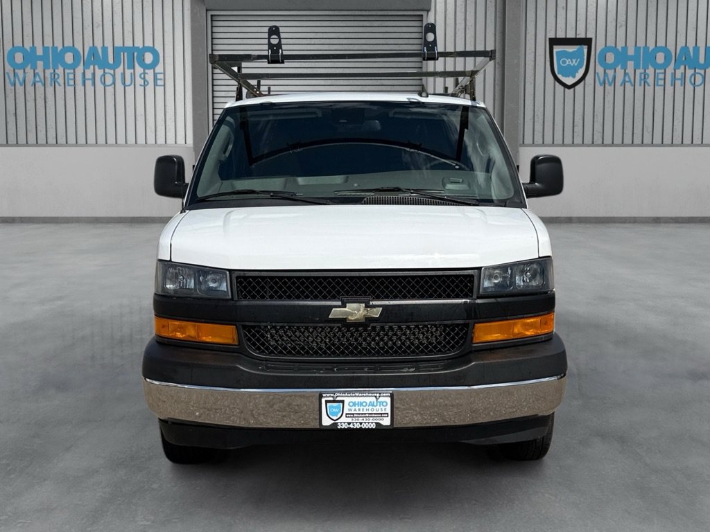 Used 2021 Chevrolet Express 2500 w/ Driver Convenience Package RWD image 2
