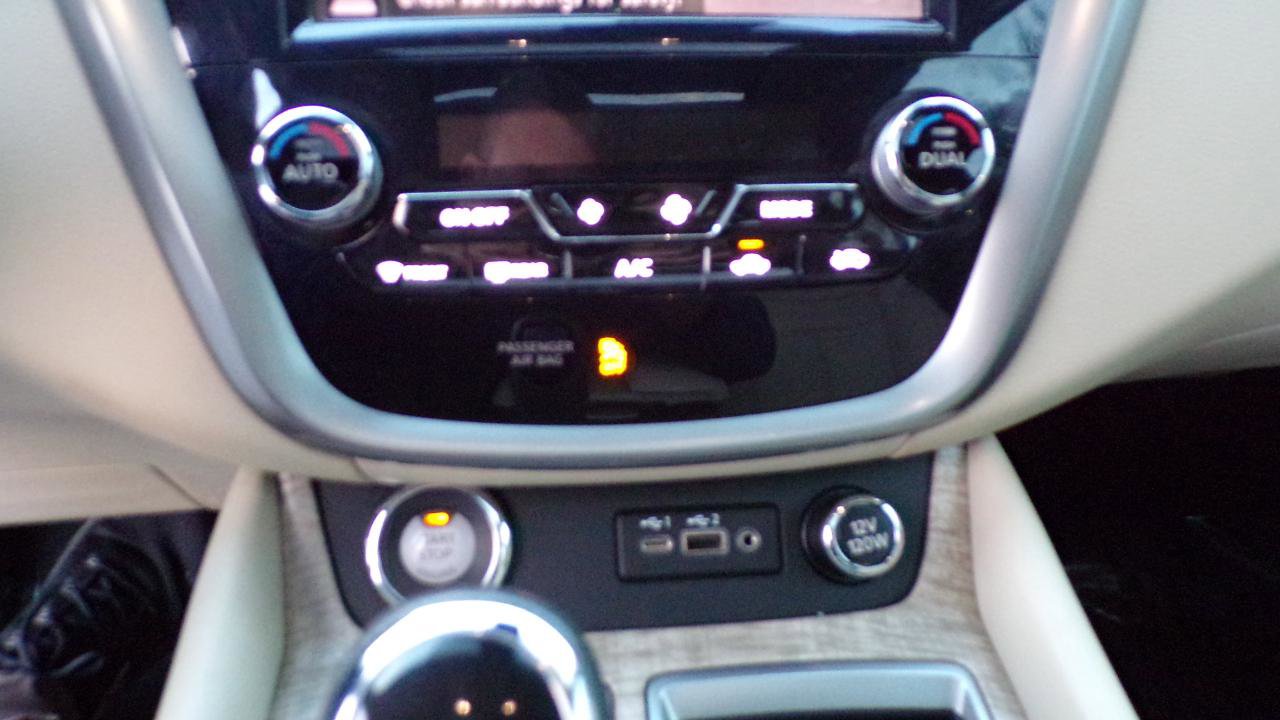 Used 2023 Nissan Murano SL w/ SL Moonroof Package AWD/4WD image 23