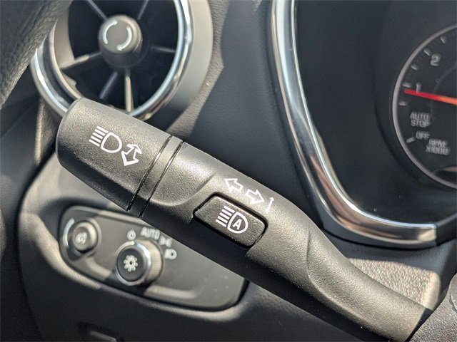 Used 2025 Chevrolet Blazer LT image 25