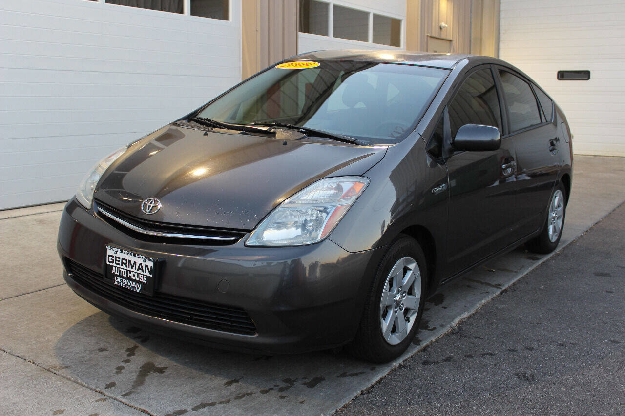 Used 2009 Toyota Prius Touring FWD image 2