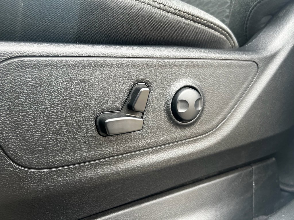 Used 2025 RAM 1500 Big Horn image 11