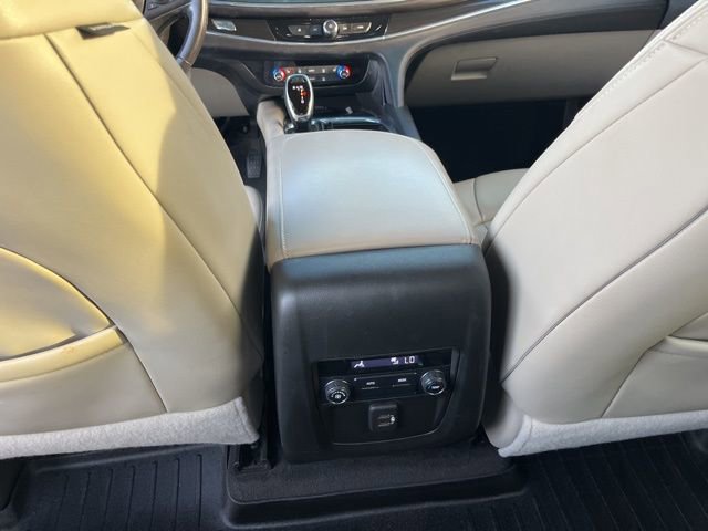 Used 2020 Buick Enclave Essence FWD image 17