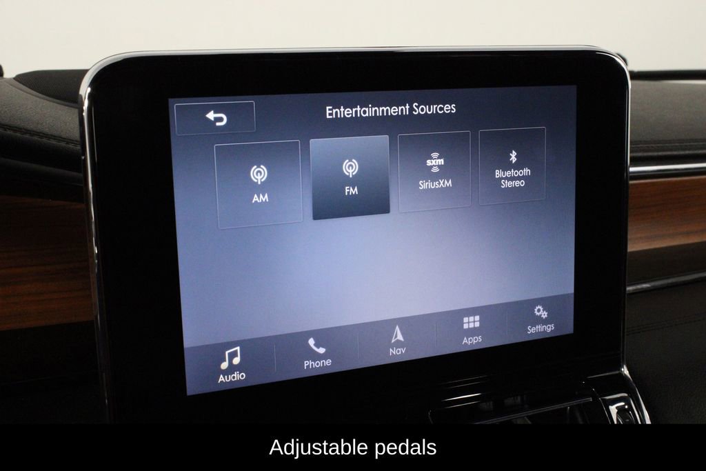 Used 2019 Lincoln Navigator Premiere AWD/4WD image 34