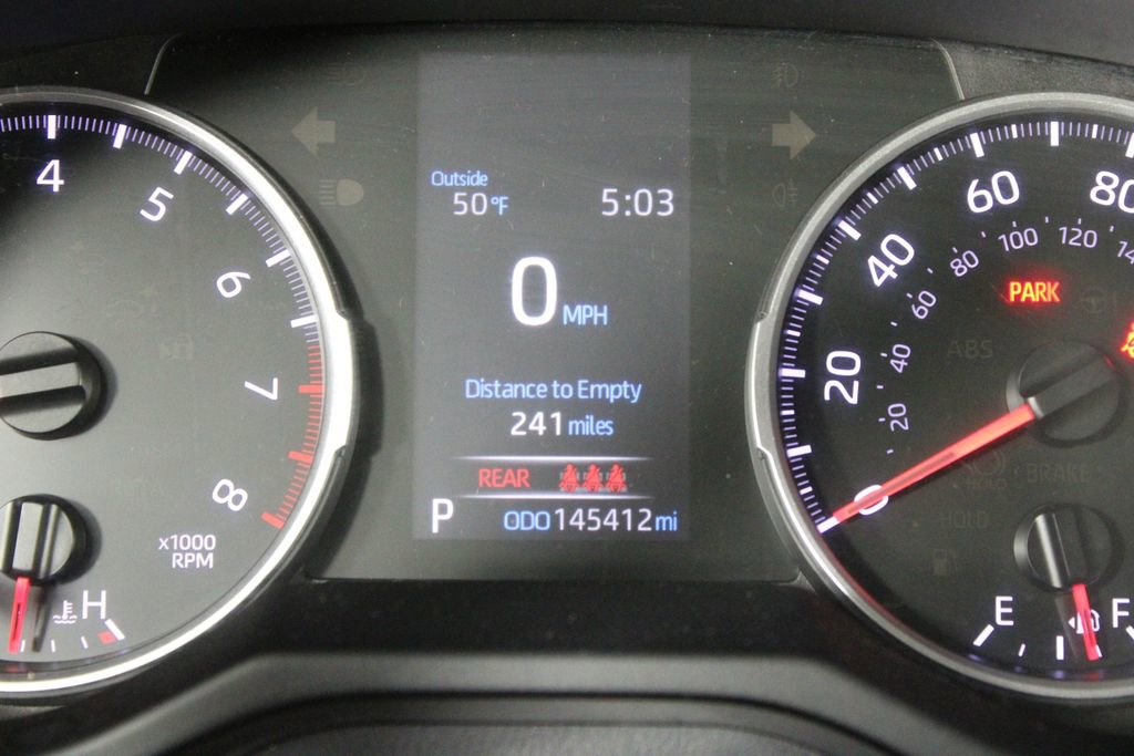 Used 2020 Toyota RAV4 LE image 39