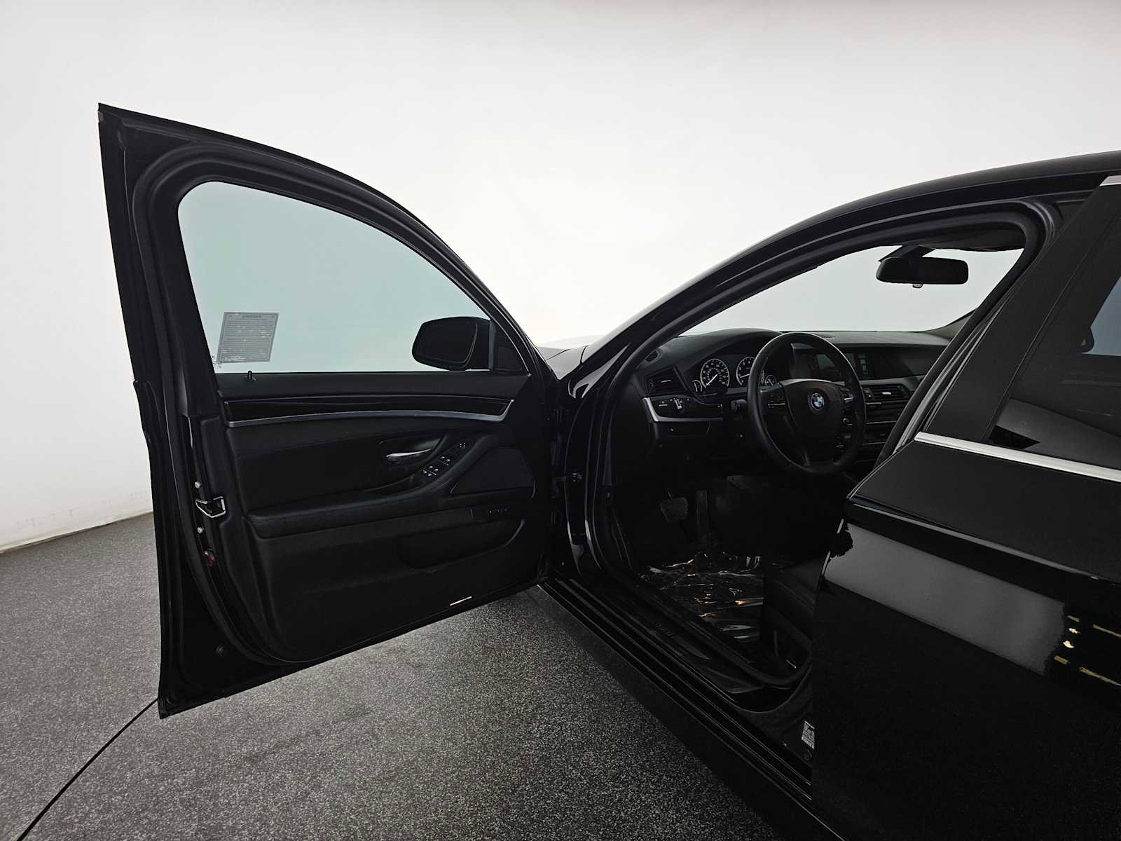 Used 2013 BMW 535i Sedan image 19