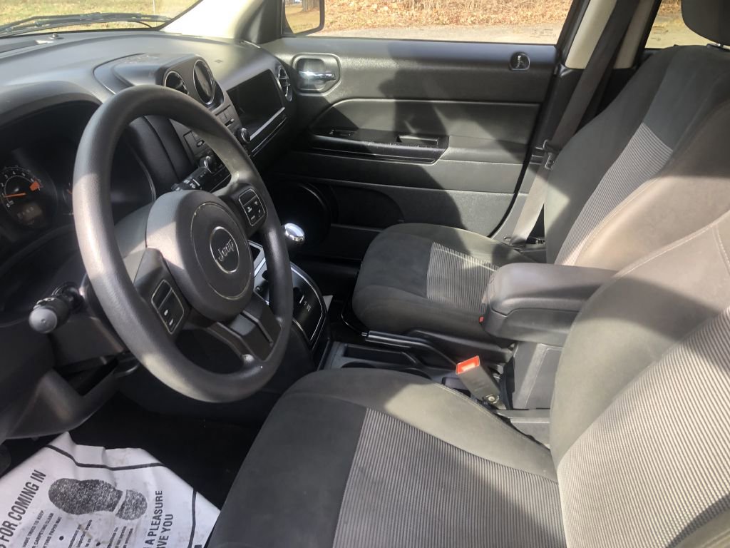 Used 2016 Jeep Patriot Sport w/ Power Value Group image 19