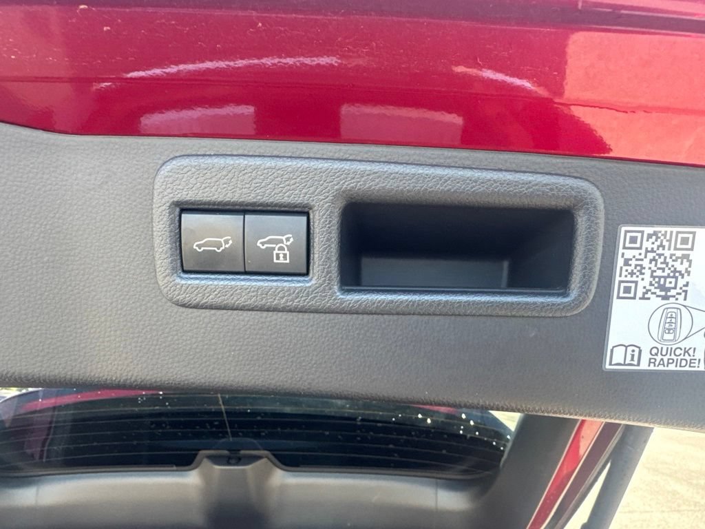 Used 2023 Toyota Venza Limited AWD/4WD image 18