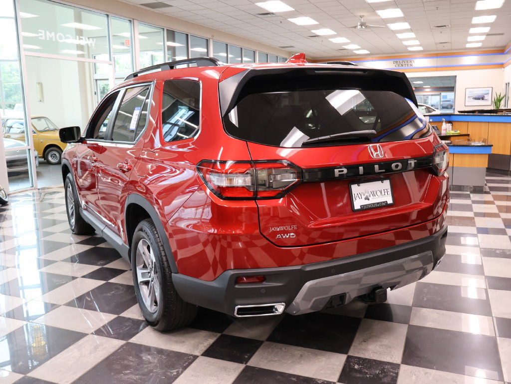 Certified 2026 Honda Pilot EX-L image 7