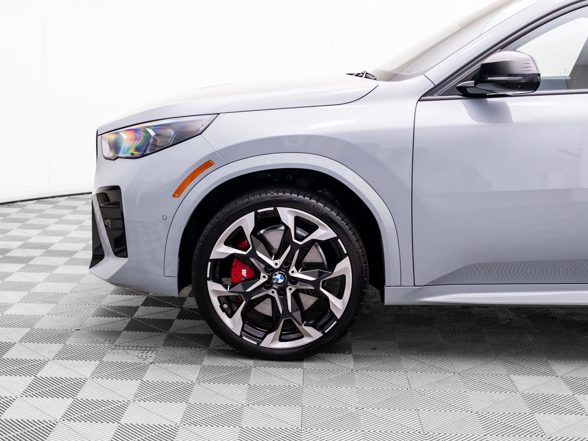 Used 2026 BMW X2 xDrive28i w/ Technology Package AWD/4WD image 35