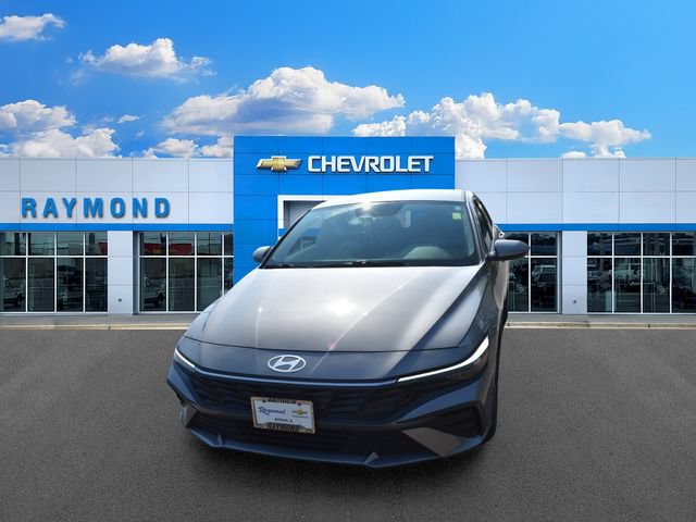 Used 2024 Hyundai Elantra SEL FWD image 8