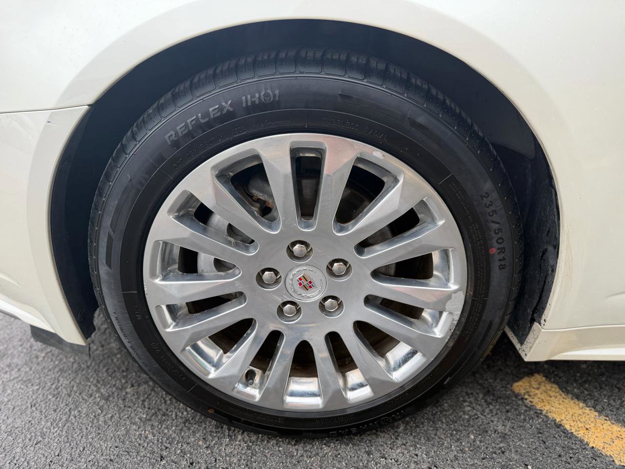 Used 2011 Cadillac CTS Premium image 10