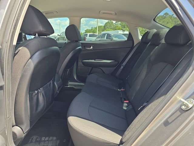 Used 2018 Kia Optima LX w/ 17" Alloy Wheels Package FWD image 13