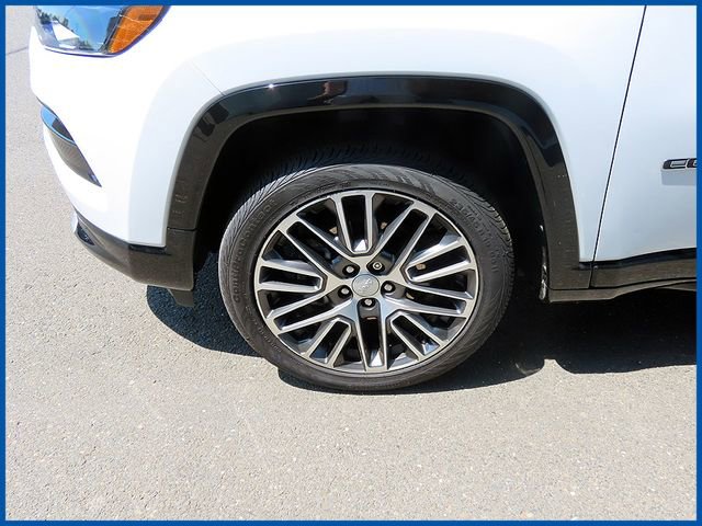 Certified 2022 Jeep Compass Limited w/ Elite Group AWD/4WD image 4