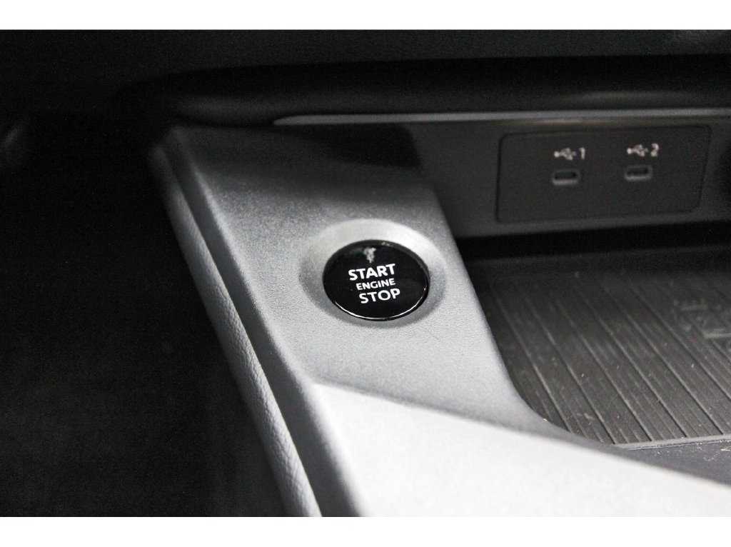 New 2026 Nissan Sentra SV w/ SV Convenience Package FWD image 17