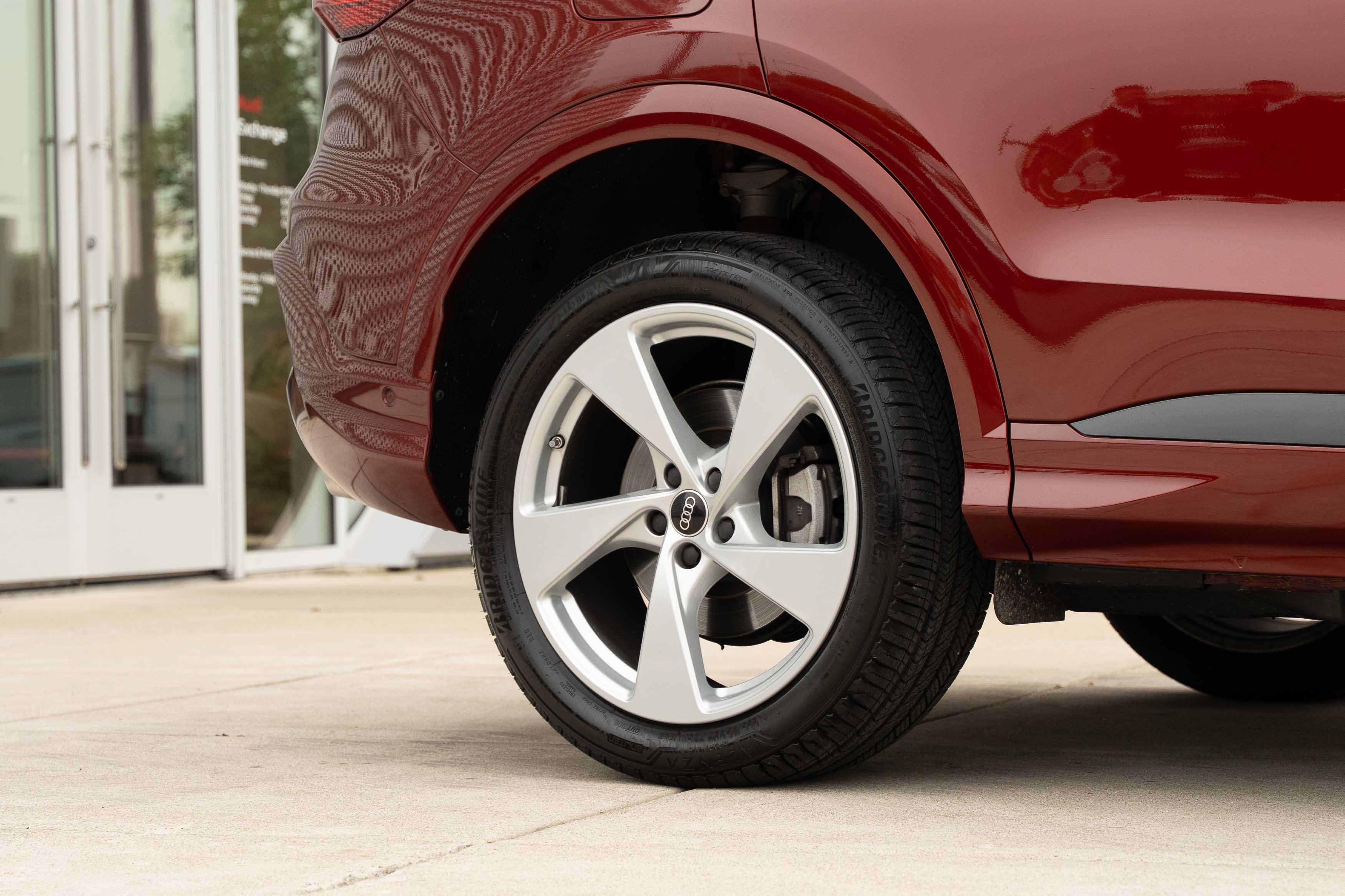 Certified 2025 Audi Q5 Premium AWD/4WD image 29