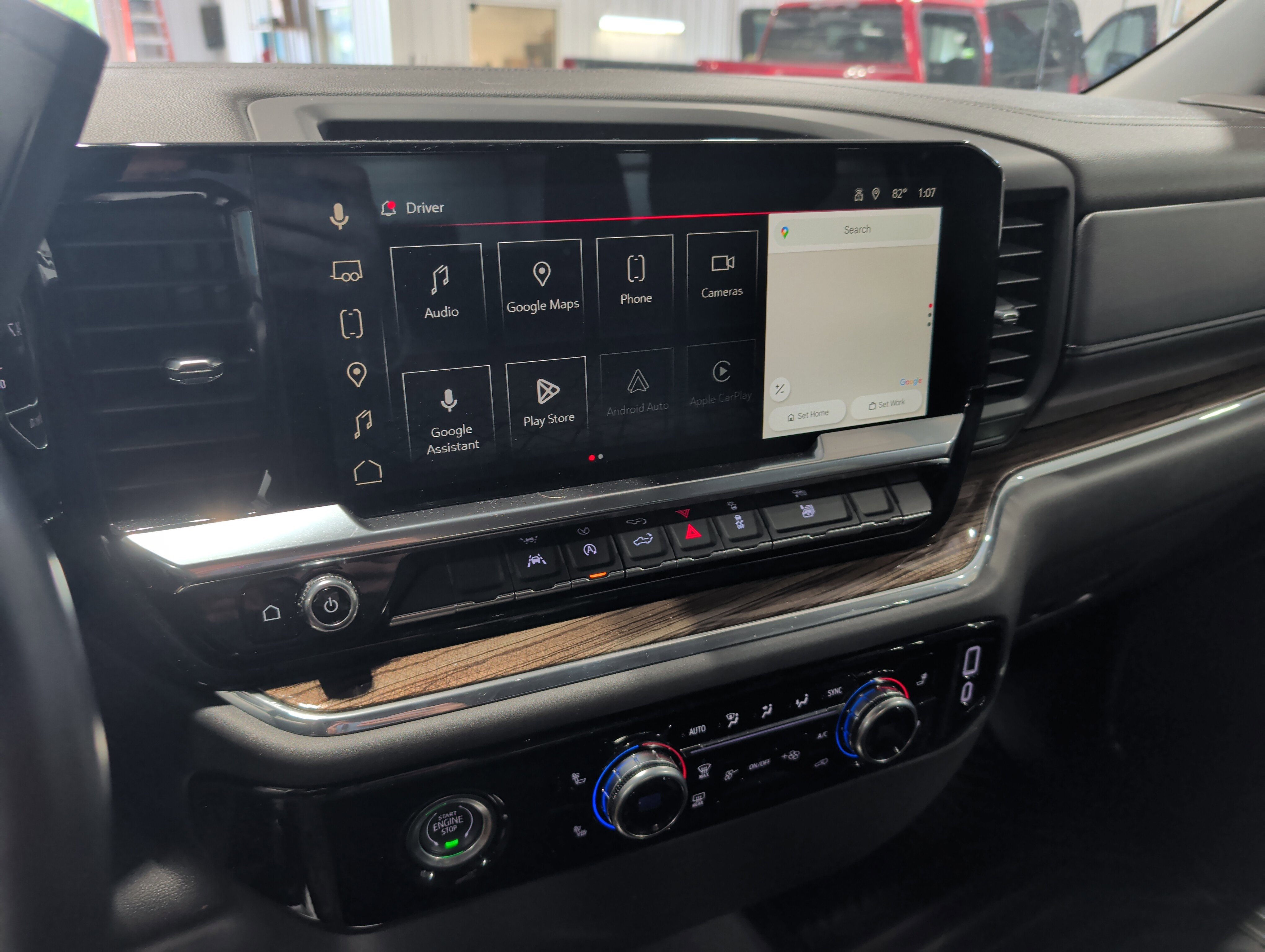 Used 2024 GMC Sierra 1500 Elevation AWD/4WD image 11