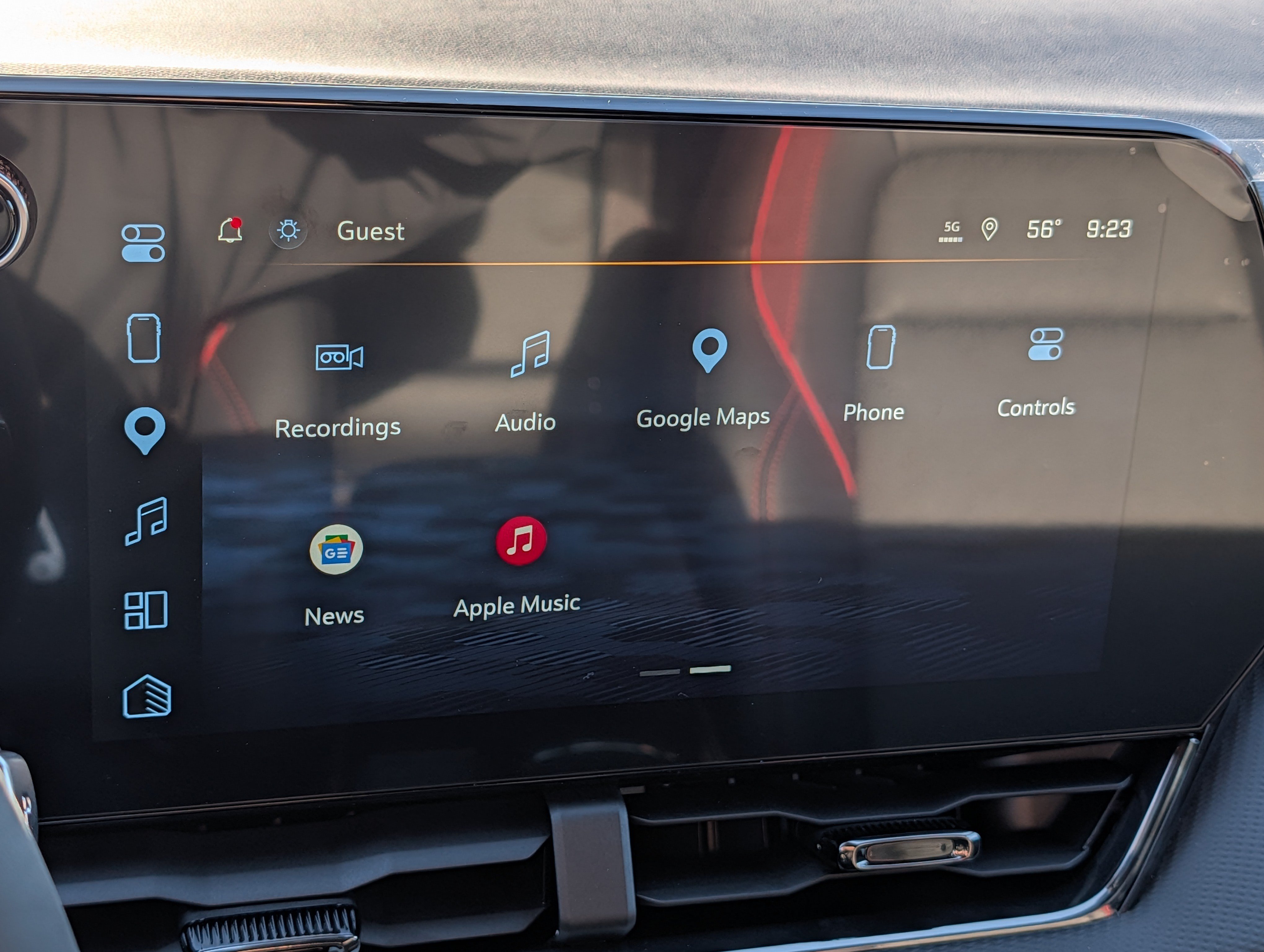 New 2027 Chevrolet Equinox RS w/ Safety and Technology Package AWD/4WD image 17