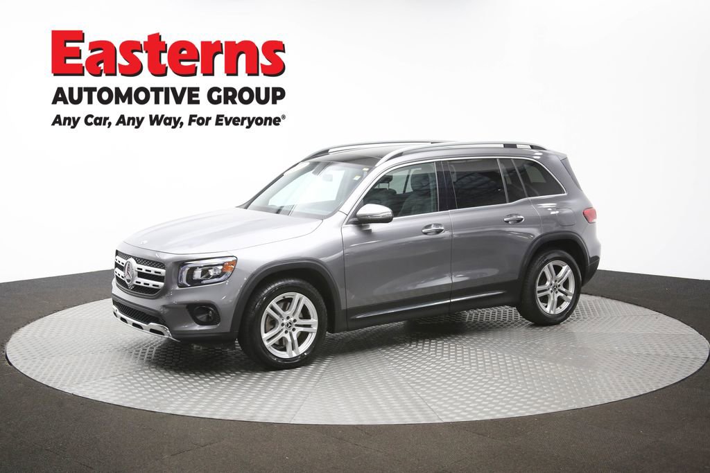 Used 2021 Mercedes-Benz GLB 250 4MATIC w/ Premium Package image 57