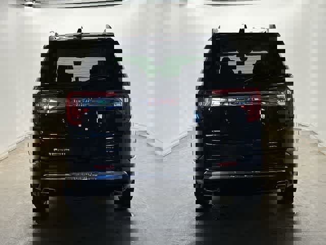 Used 2023 GMC Acadia Denali w/ Denali Ultimate Package image 4