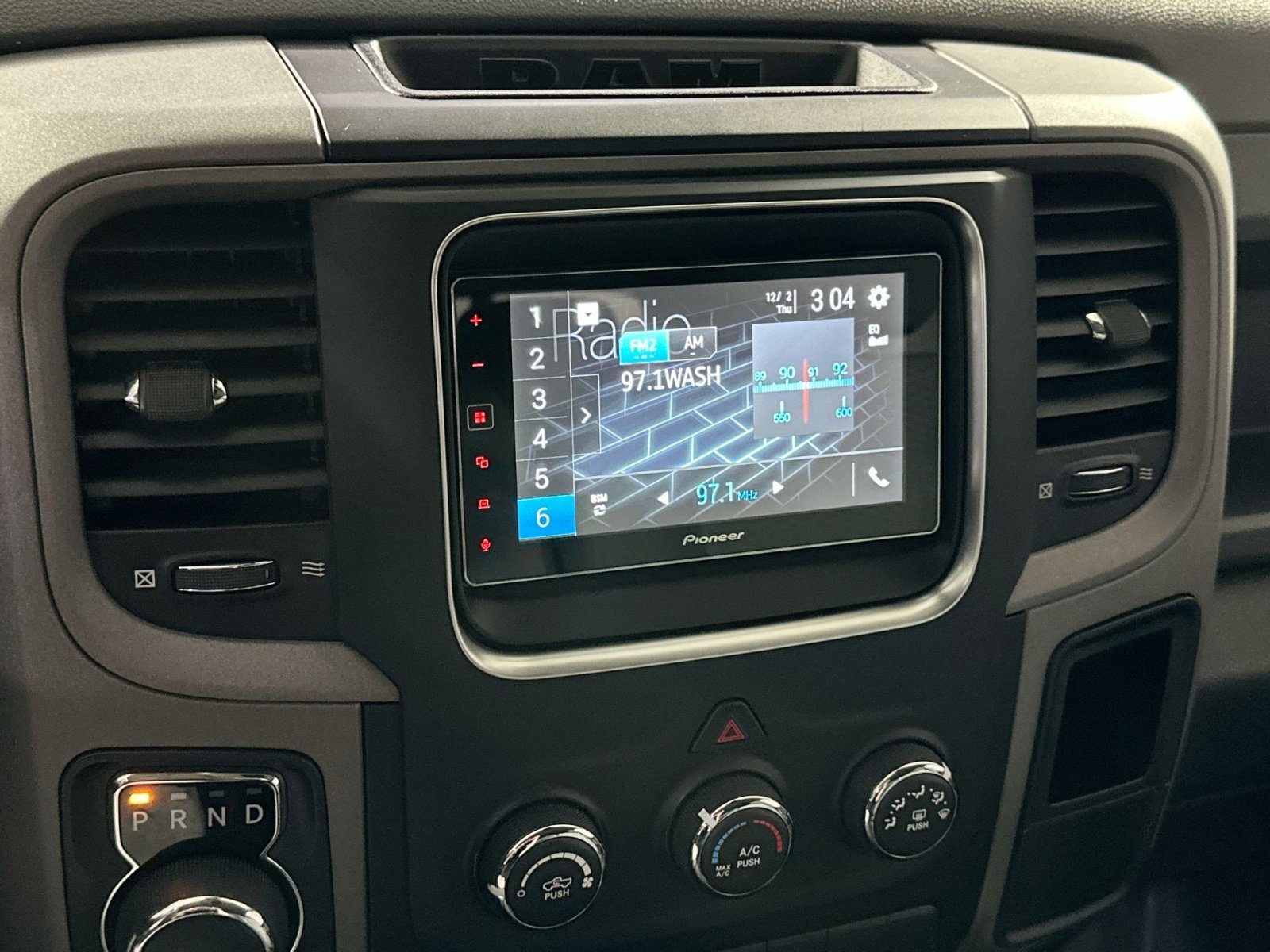 Used 2016 RAM 1500 Express image 23