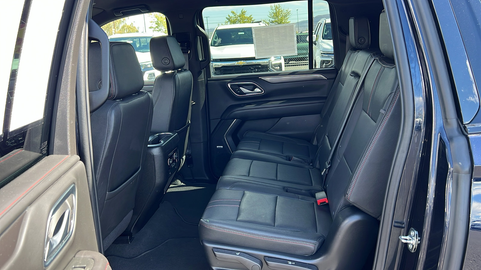 Certified 2023 Chevrolet Suburban RST AWD/4WD image 16