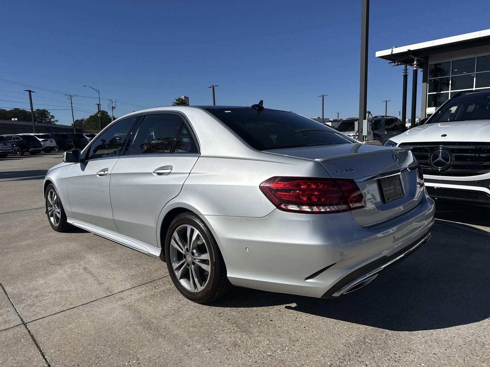 Used 2016 Mercedes-Benz E 250 Sedan image 7