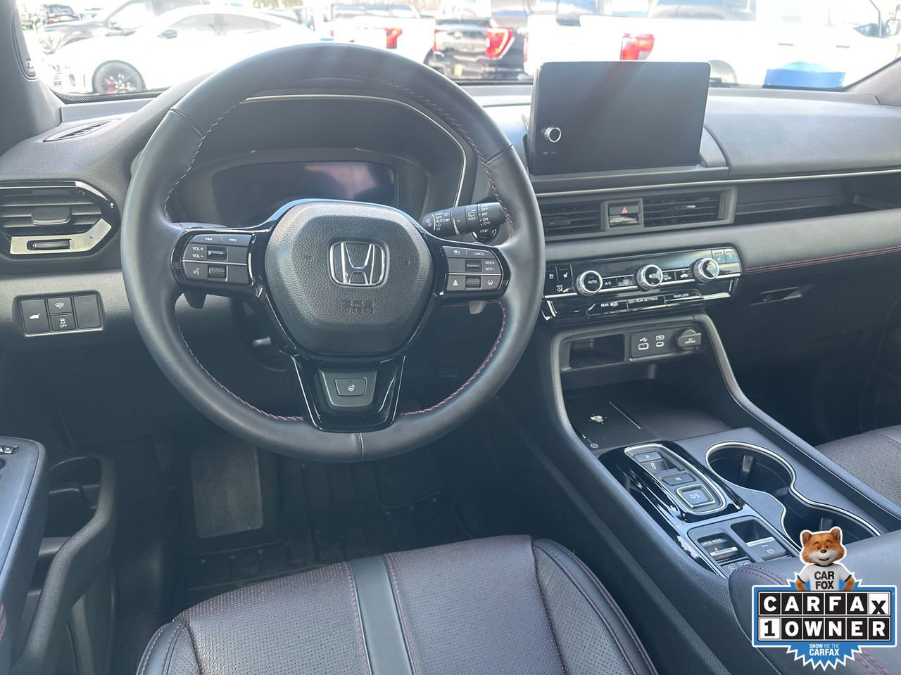 Used 2025 Honda Pilot Black Edition image 23