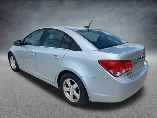 Used 2014 Chevrolet Cruze LT FWD image 4