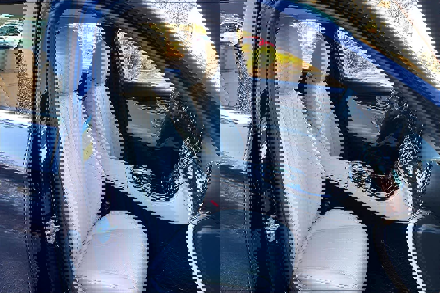 Used 2018 Mercedes-Benz E 300 image 8