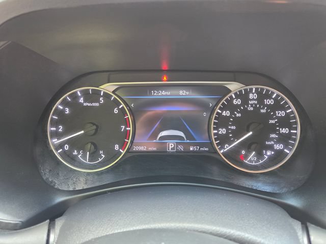 Used 2024 Nissan Sentra SR w/ SR Premium Package FWD image 17