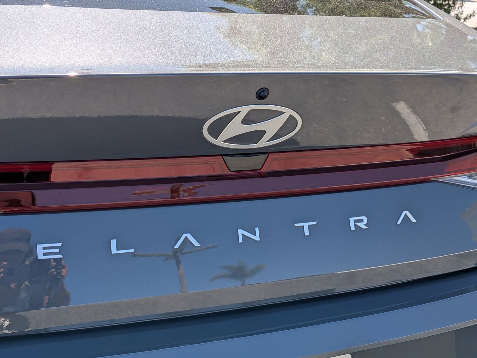 Used 2025 Hyundai Elantra SE image 28