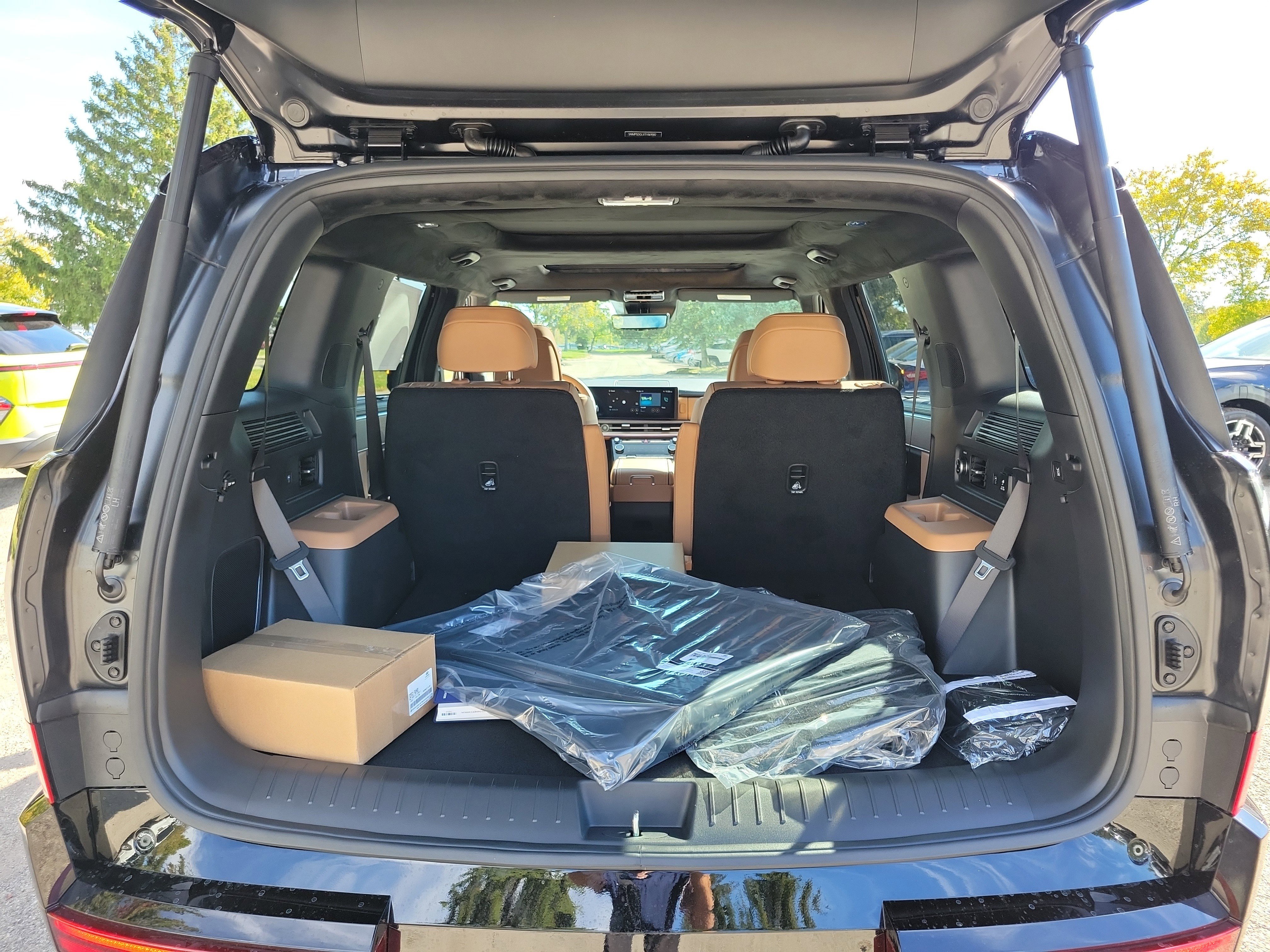 New 2026 Hyundai Santa Fe Calligraphy w/ Tow & Go Package image 8